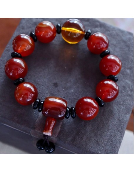 Natural Agate Bracelet Tibetan Style Feng Shui Bracelet 16mm Antique Carnelian Golden Amber Bracelet Buddha Beads Bracelet Reiki Healing Spiritual Meditation Ornament for Prosperity Luck Well-Being