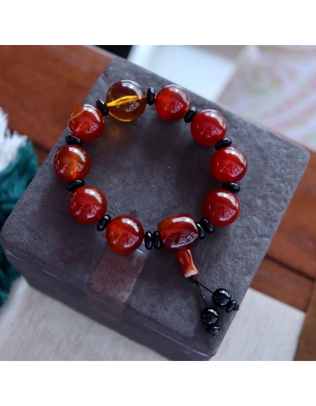 Natural Agate Bracelet Tibetan Style Feng Shui Bracelet 16mm Antique Carnelian Golden Amber Bracelet Buddha Beads Bracelet Reiki Healing Spiritual Meditation Ornament for Prosperity Luck Well-Being