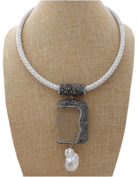 19inch White Leather Chokers Necklace Keshi Pearl Clear Crystal Buddha Pendant Religious Style Joyous