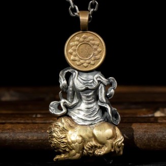 New Retro Style Buddha Pendant Guanyin Bodhisattva Pendant Necklace Female Trend Pendant Male