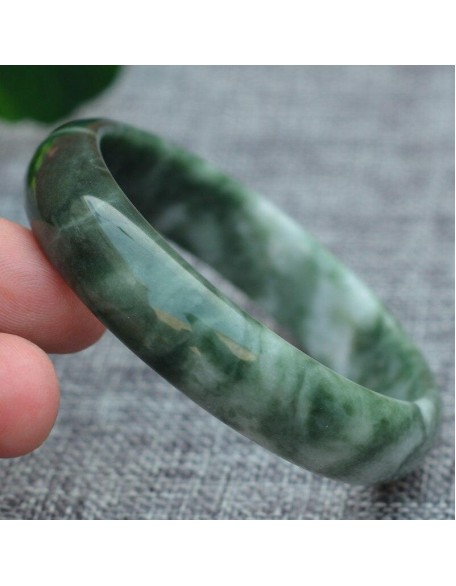 Pure Jade Bangle Bracelet - Healing & Protecting